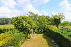 Photo 8- click for photo gallery
